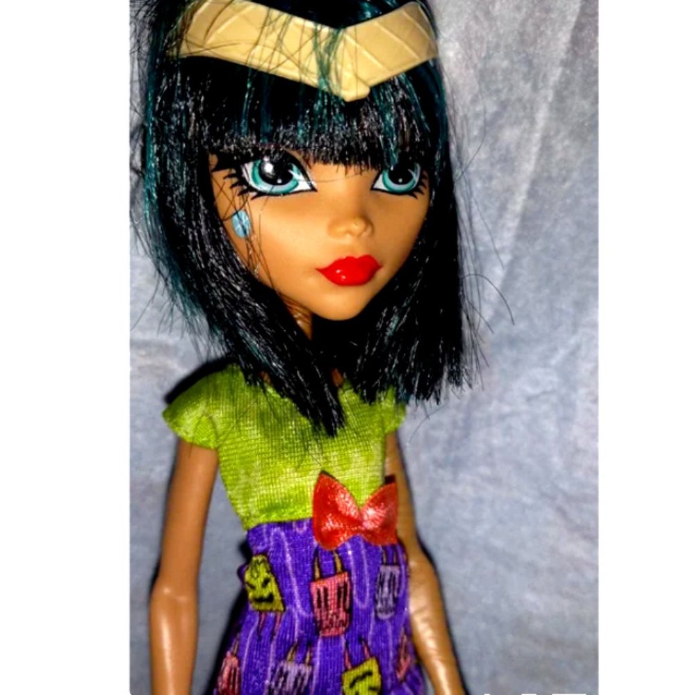Monster High Cleo De Nile Doll Pre Owned Retired 2012 Ghouls Rule